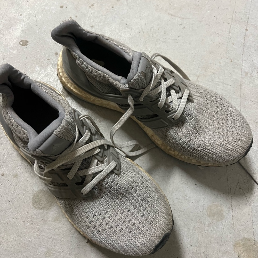 Grey Adaias Ultraboost